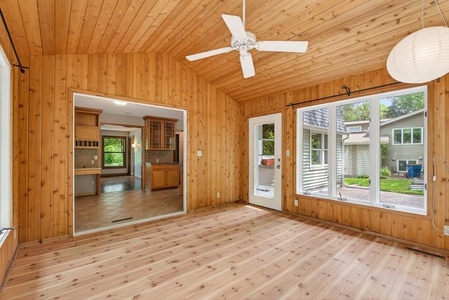 113 E 135th Street, Burnsville, MN 55337