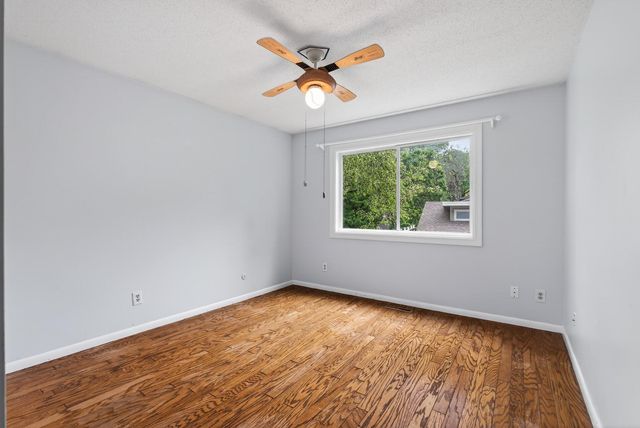 113 E 135th Street, Burnsville, MN 55337