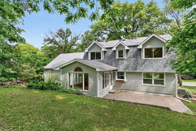 113 E 135th Street, Burnsville, MN 55337