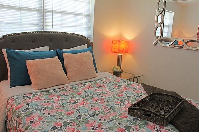 2077 Carambola Road, West Palm Beach, FL 33406