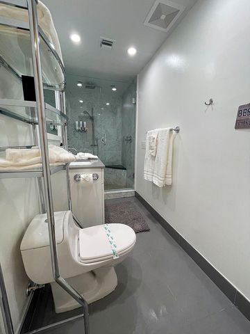 2077 Carambola Road, West Palm Beach, FL 33406