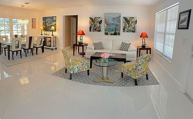 2077 Carambola Road, West Palm Beach, FL 33406