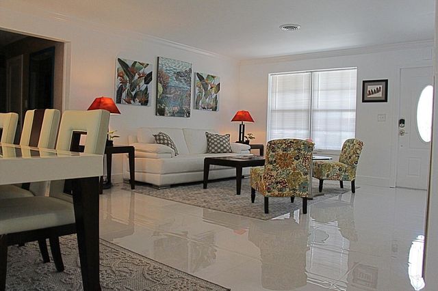 2077 Carambola Road, West Palm Beach, FL 33406