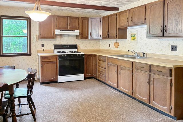 652 Cold River Road, Clarendon, VT 05759