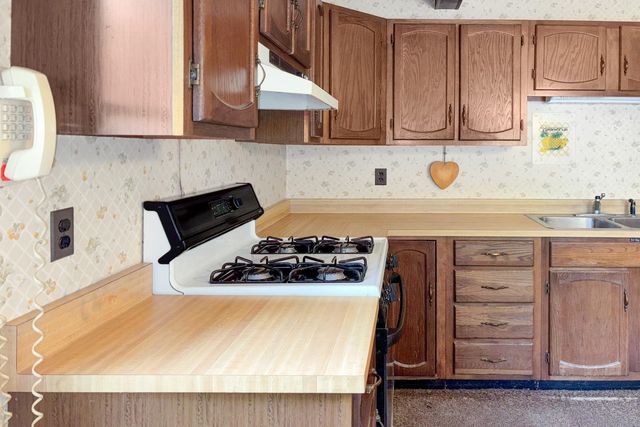 652 Cold River Road, Clarendon, VT 05759