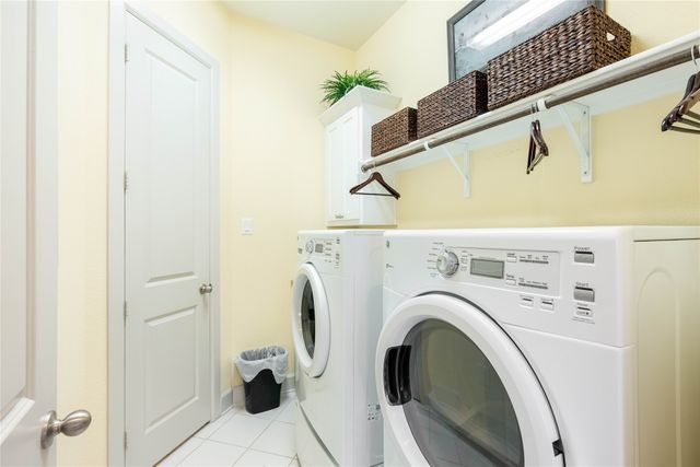 1016 Peacock Boulevard, Carrollton, TX 75007