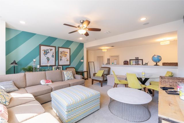 1016 Peacock Boulevard, Carrollton, TX 75007