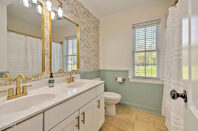 23395 Larwood Lane, Bristol, VA 24202