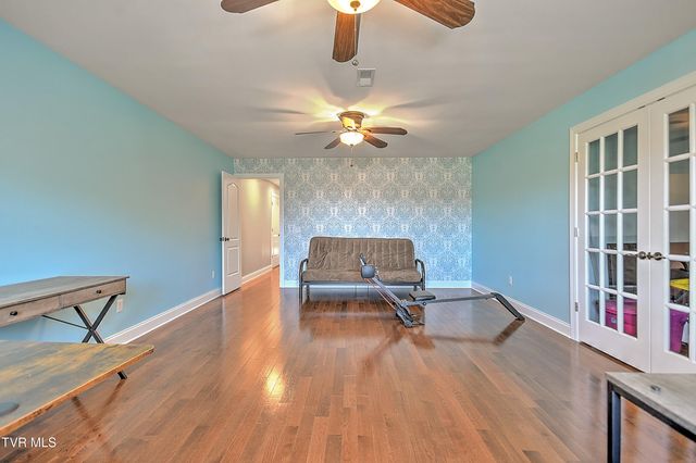 23395 Larwood Lane, Bristol, VA 24202