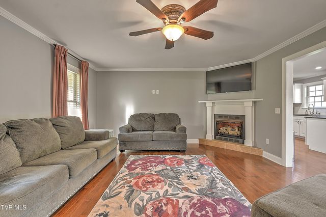 23395 Larwood Lane, Bristol, VA 24202