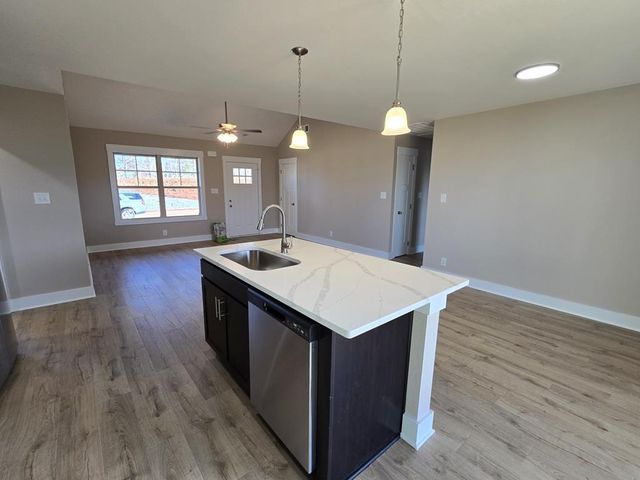 28 Echo Ridge, Oak Grove, KY 42262