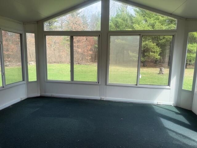 6136 S Poplar Avenue, Newaygo, MI 49337