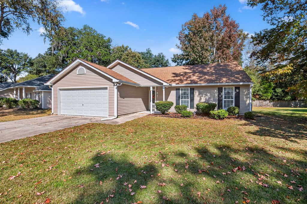 8604 Hickory Creek Lane Lane, North Charleston, SC 29420