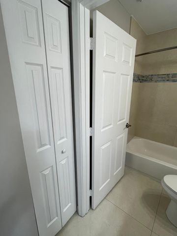 4119 NW 88th Avenue, Coral Springs, FL 33065