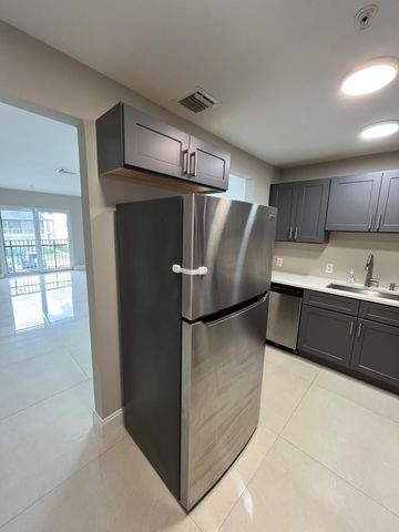 4119 NW 88th Avenue, Coral Springs, FL 33065