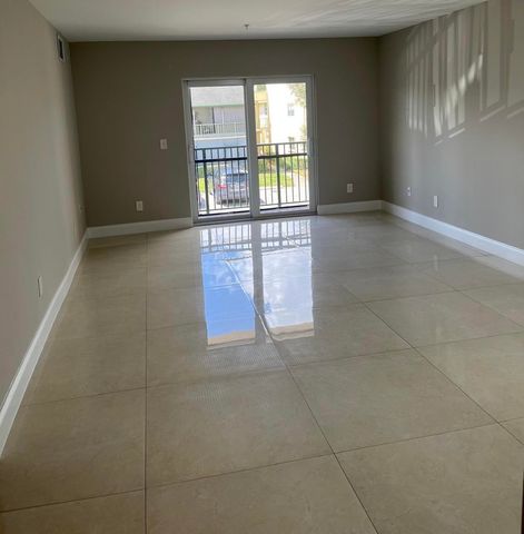 4119 NW 88th Avenue, Coral Springs, FL 33065