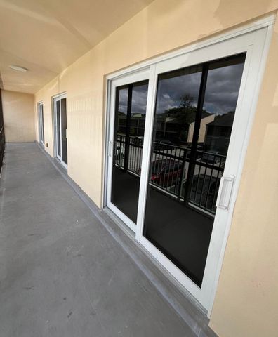 4119 NW 88th Avenue, Coral Springs, FL 33065