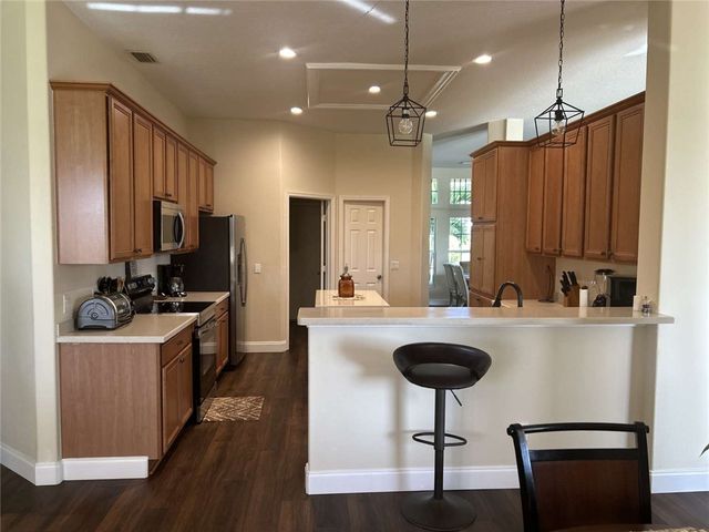 357 24th Avenue SW, Vero Beach, FL 32962