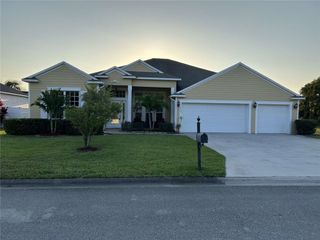 357 24th Avenue SW, Vero Beach, FL 32962