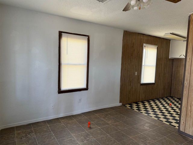 502 N K St, Duncan, OK 73533