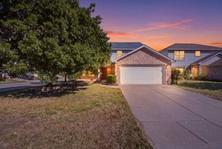 9856 Parkmere Drive, Fort Worth, TX 76108