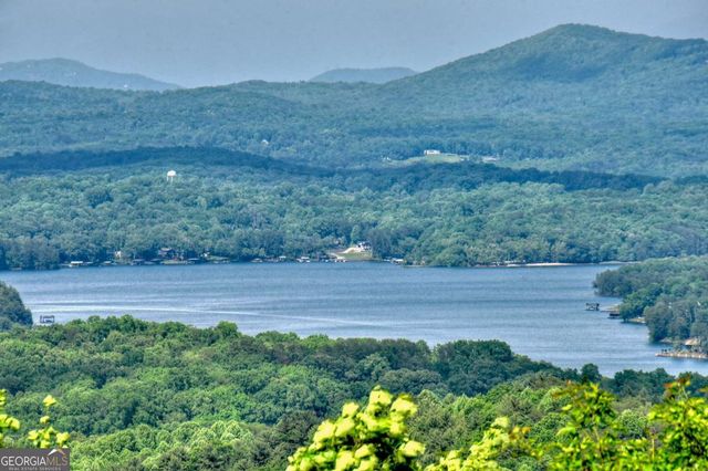 181 Ridge Circle, Blue Ridge, GA 30513