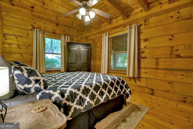 181 Ridge Circle, Blue Ridge, GA 30513