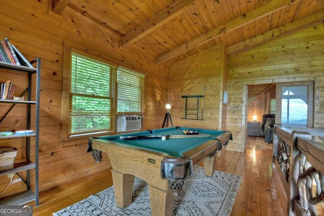 181 Ridge Circle, Blue Ridge, GA 30513