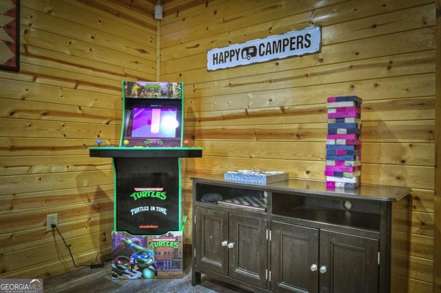 181 Ridge Circle, Blue Ridge, GA 30513