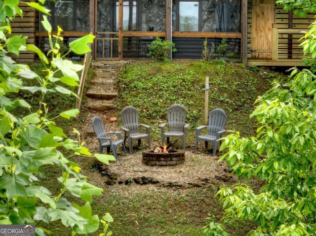 181 Ridge Circle, Blue Ridge, GA 30513