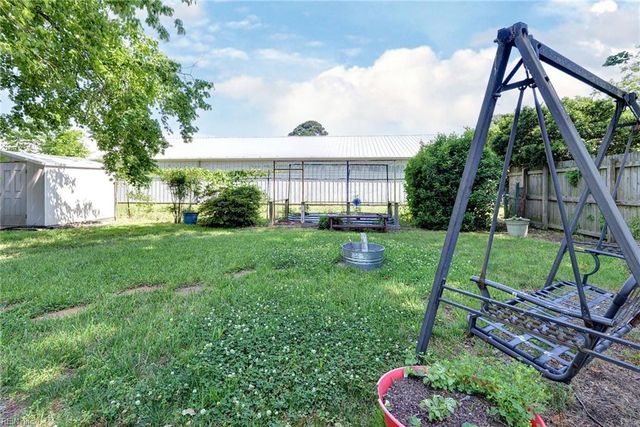 11 Thornrose AVE, Hampton, VA 23669