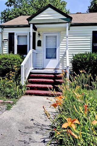 11 Thornrose AVE, Hampton, VA 23669