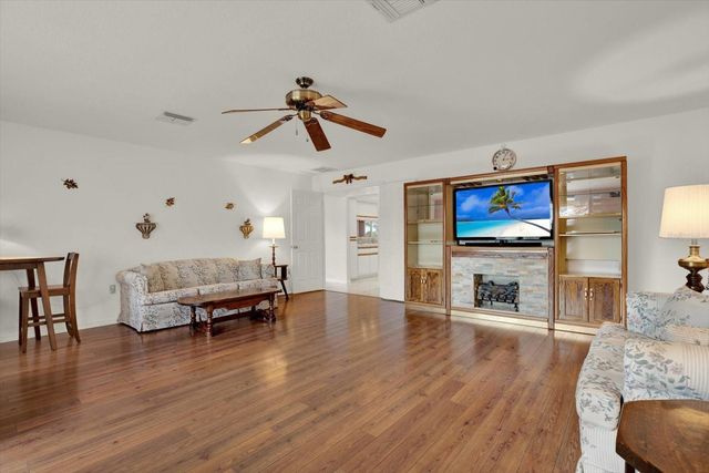 6118 NARDELLO AVENUE, Spring Hill, FL 34608