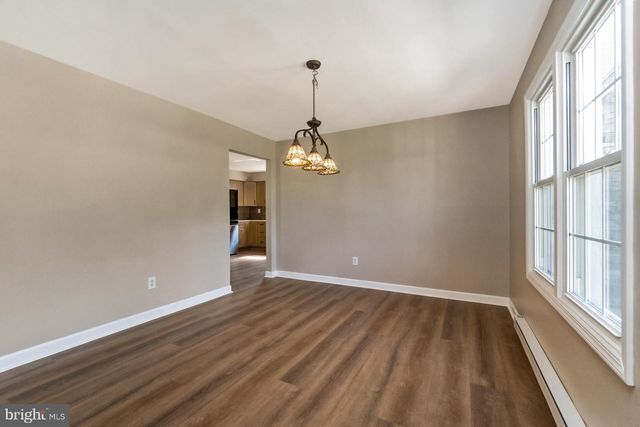1105 BRENTWOOD AVE, Bethlehem, PA 18017
