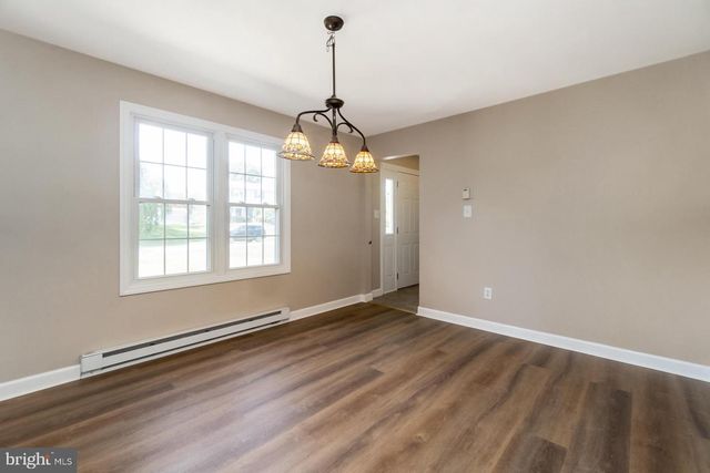 1105 BRENTWOOD AVE, Bethlehem, PA 18017