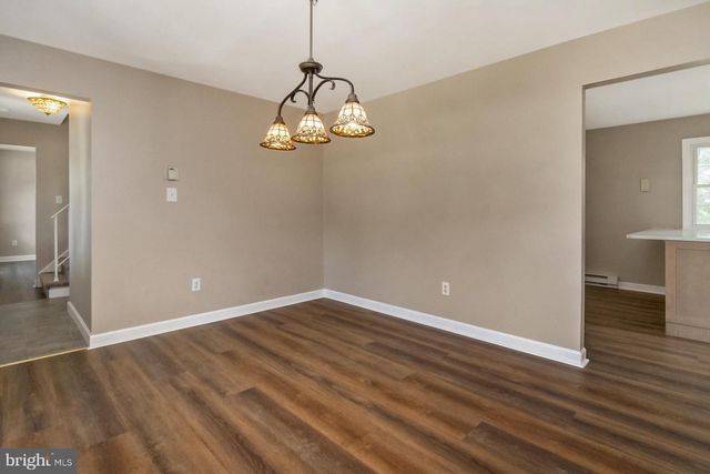 1105 BRENTWOOD AVE, Bethlehem, PA 18017