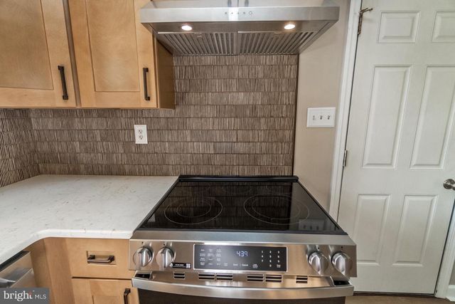 1105 BRENTWOOD AVE, Bethlehem, PA 18017