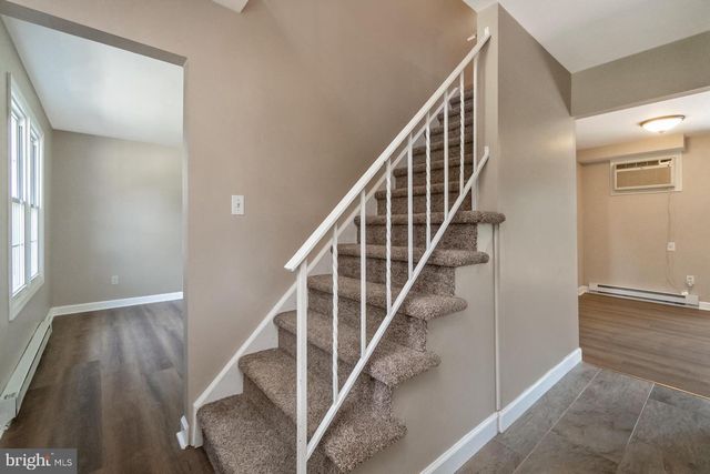 1105 BRENTWOOD AVE, Bethlehem, PA 18017