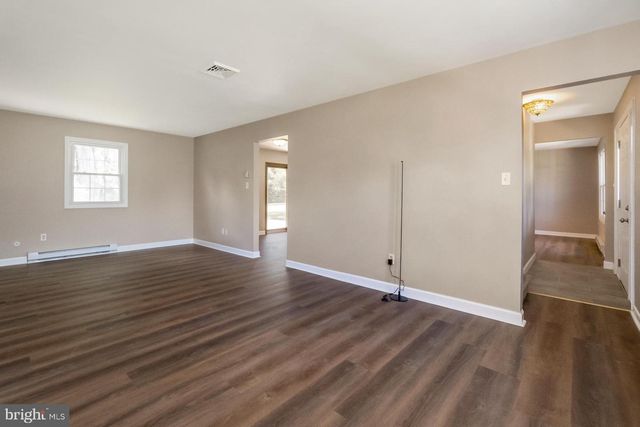 1105 BRENTWOOD AVE, Bethlehem, PA 18017