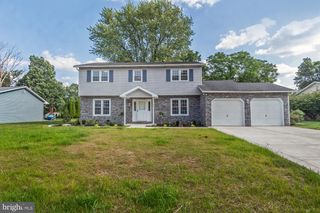 1105 BRENTWOOD AVE, Bethlehem, PA 18017