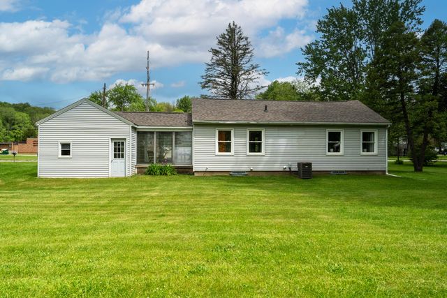 509 W Michigan Avenue, Augusta, MI 49012
