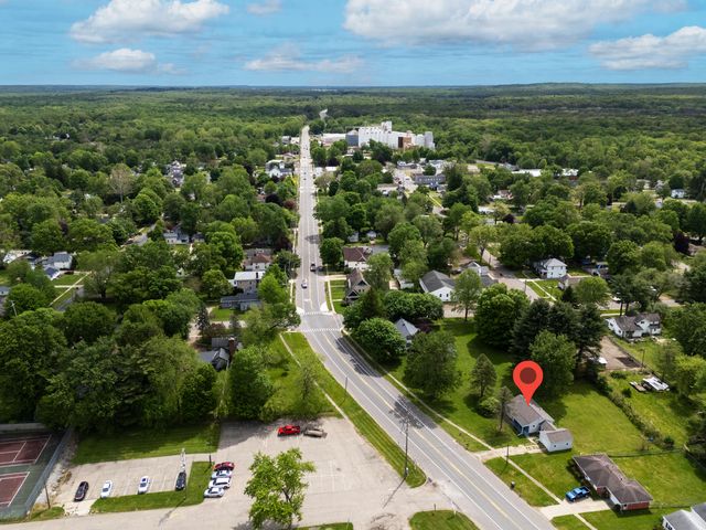 509 W Michigan Avenue, Augusta, MI 49012