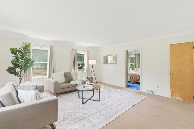 509 W Michigan Avenue, Augusta, MI 49012