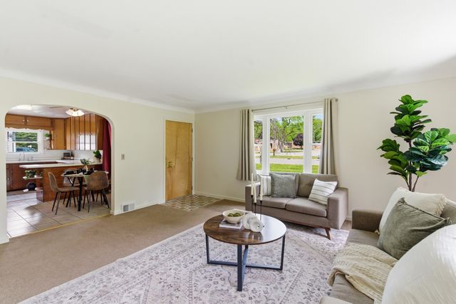509 W Michigan Avenue, Augusta, MI 49012