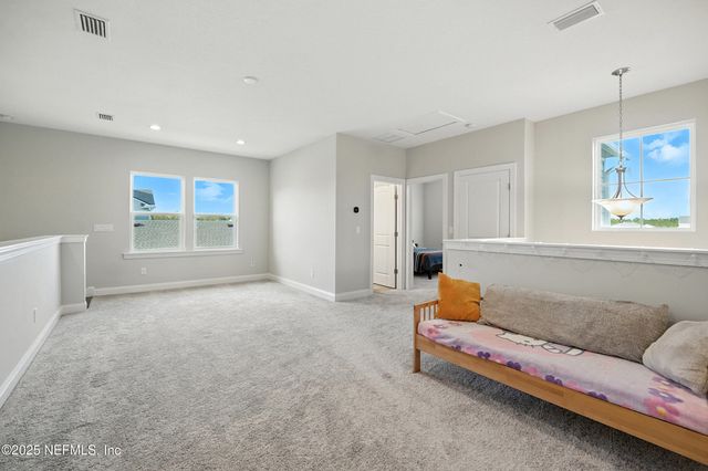 29 TRADESMAN Lane, St. Johns, FL 32259