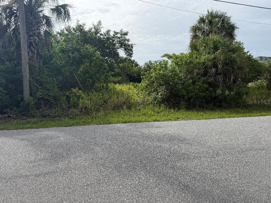 458 LOMOND DRIVE, Port Charlotte, FL 33953