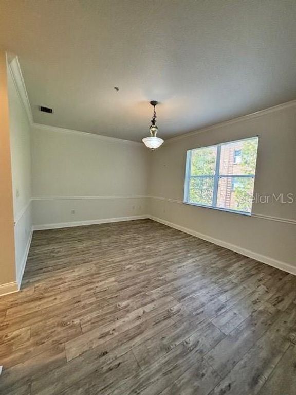 Image 16 of property listing at 6823 S KISSIMMEE STREET, Tampa, FL 33616