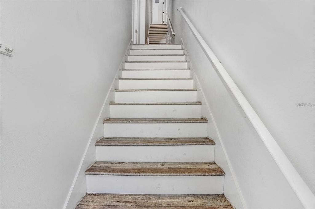 Image 4 of property listing at 6823 S KISSIMMEE STREET, Tampa, FL 33616