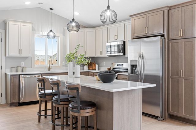 31692 Madison Road, Lindstrom, MN 55045