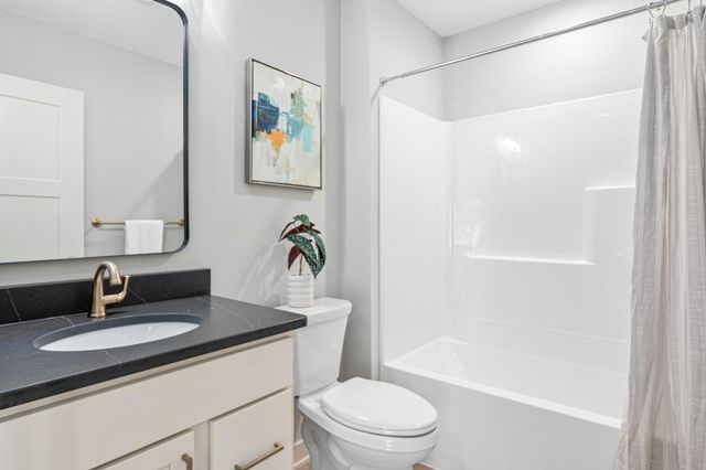 31692 Madison Road, Lindstrom, MN 55045